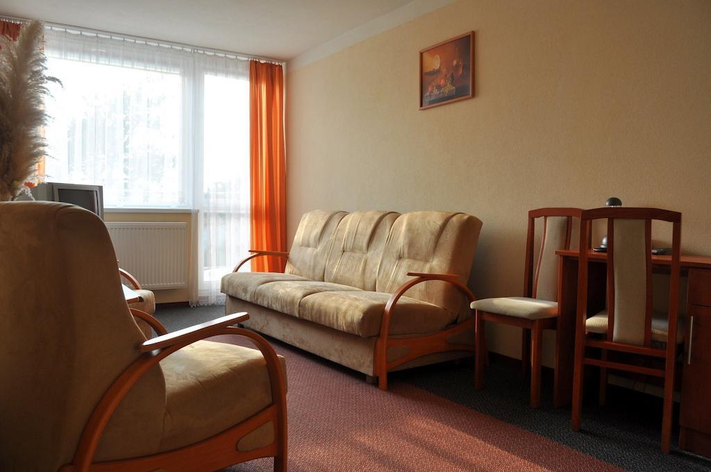 Hotel Zagiel Niewiesze Exteriér fotografie