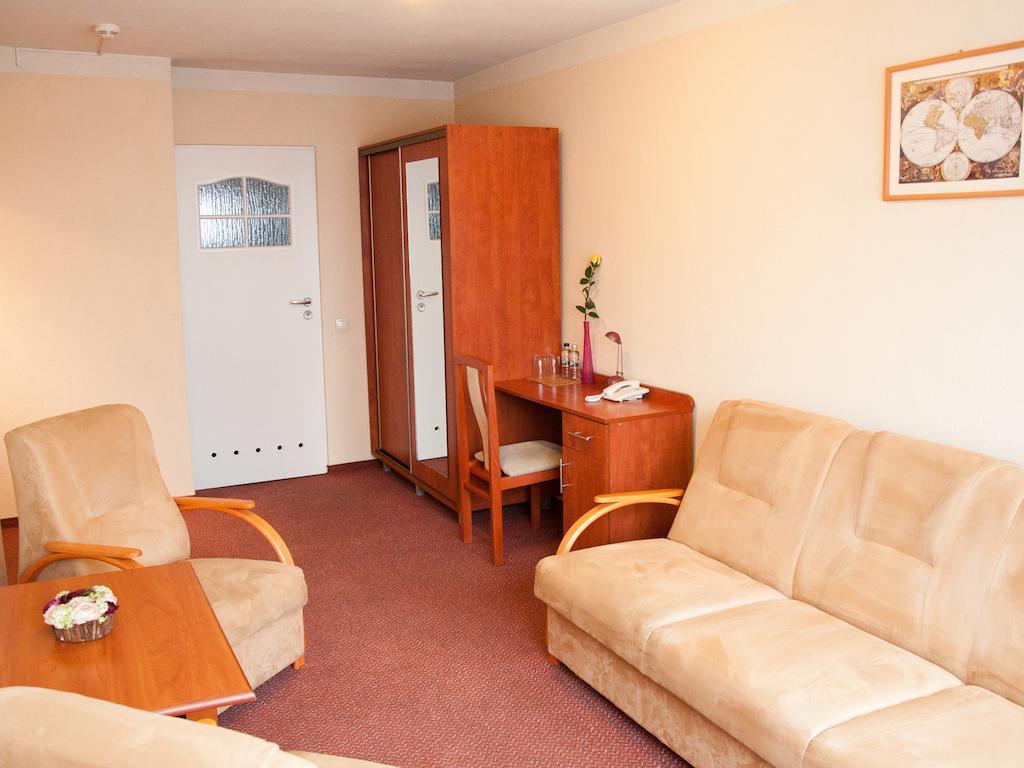 Hotel Zagiel Niewiesze Exteriér fotografie