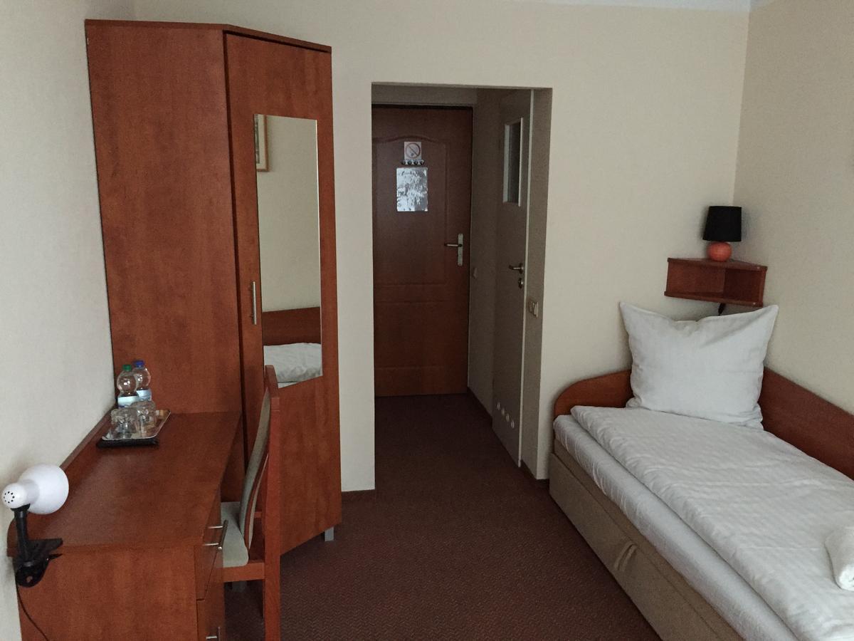Hotel Zagiel Niewiesze Exteriér fotografie